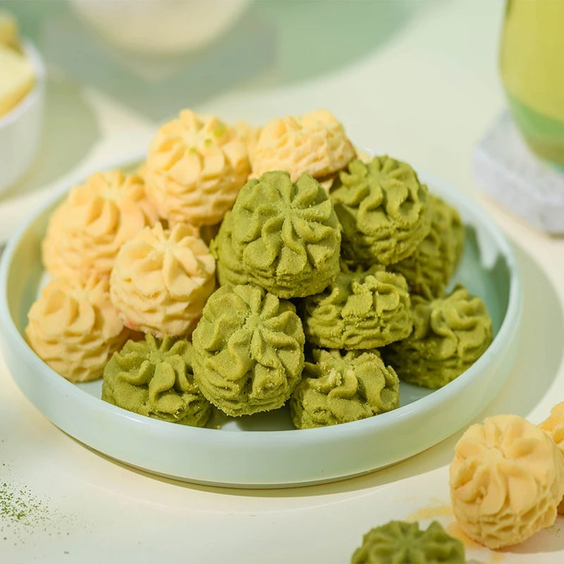 YOLA BEAR Classic Original /Matcha Double Flower Cookies Best Sell Casual Snack